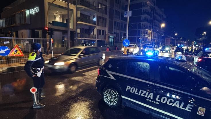 Immagine del post 16256 - Bari Bari, incidente a Poggiofranco: colpito da un’auto un uomo in bici. In prognosi riservata - Bari