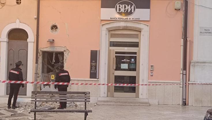 Immagine del post 16225 - Bari Bancomat, due assalti in 24 ore in provincia di Foggia: sono cinque in 20 giorni. “Un’emergenza” - Bari