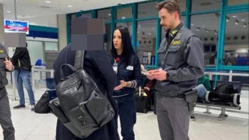 Immagine del post 2437 - Bari Da Mosca atterra a Bari con sei cuccioli di cane destinati alla vendita in nero: denunciato - Bari