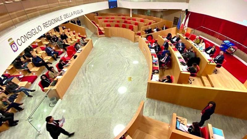 Regione Puglia, via alle grandi manovre per le elezioni. Riecco Massimo Cassano ma con la destra - Bari
