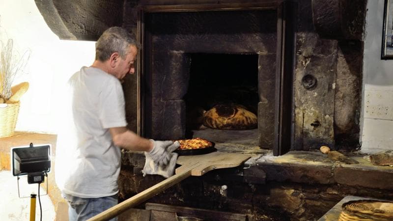 Immagine del post 2439 - Bari Compie 500 anni il forno a paglia più antico di Puglia: sforna pane dal Cinqecento, festa a Orsara - Bari