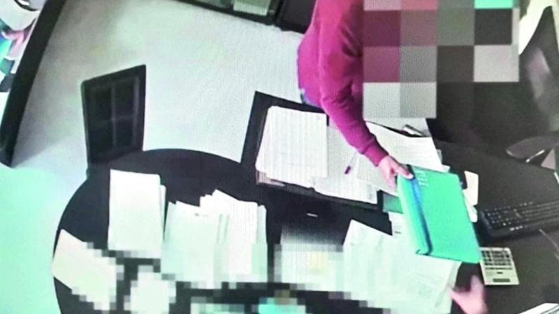 Tangenti e violenze, tutte le inchieste della Procura di Bari off-limits senza le intercettazioni - Bari