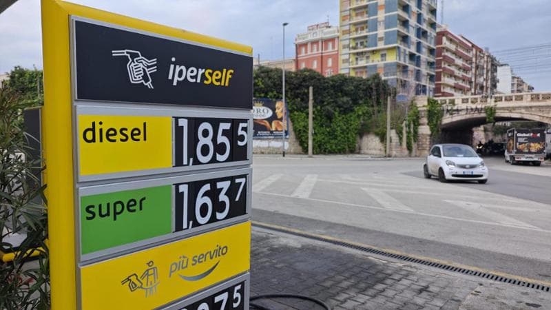 Immagine del post 18529 - Bari Carburanti, la giungla dei prezzi: a Bari diesel a 2,80 e Finanza in azione - Bari