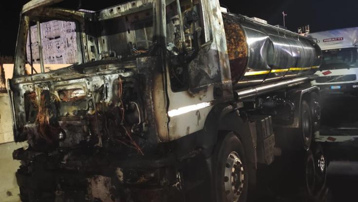 Immagine del post 9869 - Bari Paura nella notte per incendio in frantoio a Corato: danneggiati autocisterna e cassoni in plastica - Bari
