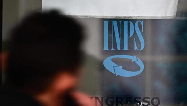 Taglio del sussidio per i reati del figlio: l’Inps deve all'anziana madre 7mila euro di arretrati - Bari