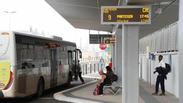 Rivolta per i viaggi a caro prezzo: “Ora bonus ai pendolari pugliesi stangati” - Bari