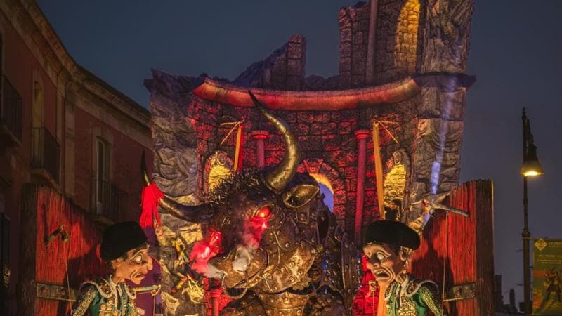 Immagine del post 17492 - Bari Putignano, vince “L’ultima corrida”. Bagno di folla per la fine del Carnevale - Bari