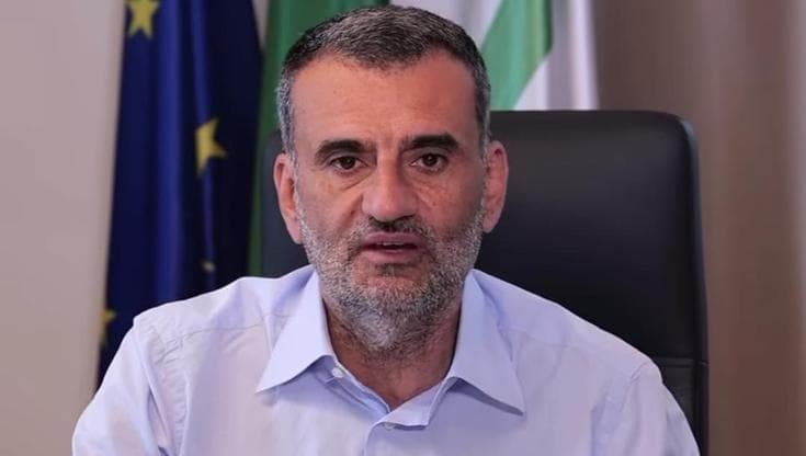 Aumento tasse, Decaro contrattacca: “Una sconfitta, ma sono obbligato dalla legge e non mi vergogno” - Bari