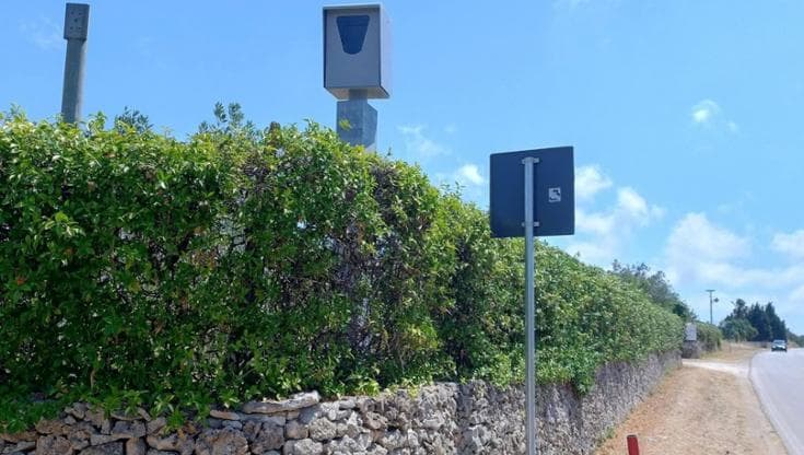 Salento, auotovelox della discordia sulla provinciale dei vacanzieri: “Non si vede, va rimosso” - Bari