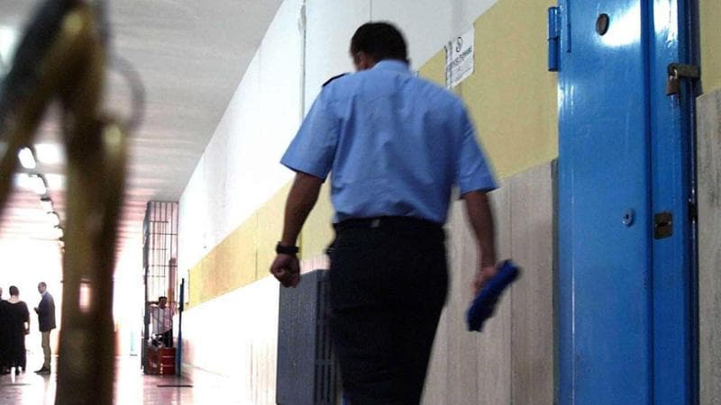 “A Bari per stare tranquilli in carcere c’è il pizzo. Se sei di un clan rivale paghi di più” - Bari