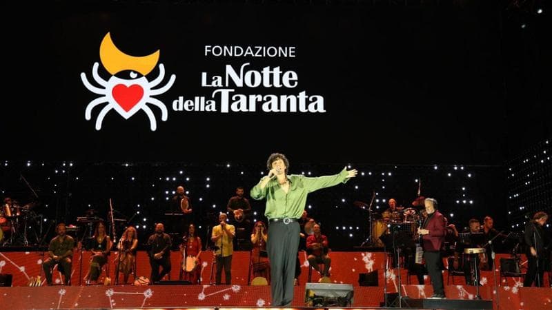 Immagine del post 24129 - Bari Massimo Bray: “La Taranta è una sfida. La Puglia un modello culturale per il Mediterraneo” - Bari
