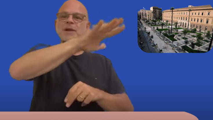 Immagine del post 11899 - Bari A Bari piazza Moro e piazza Battisti si illuminano di blu nella Giornata della lingua dei segni - Bari