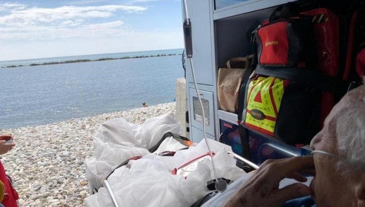 Immagine del post 11886 - Bari Salento, anziana muore nelle acque di San Foca colta da malore. Inutili i tentativi di rianimazione - Bari