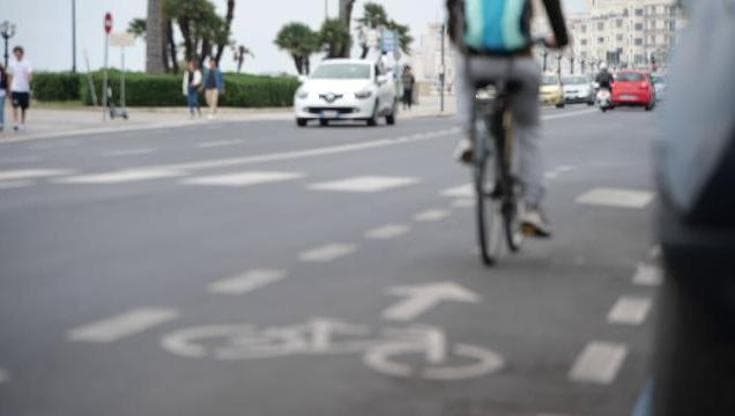 “Io, ciclista preso a schiaffi sul lungomare: dono il mio risarcimento per la sicurezza a Bari” - Bari