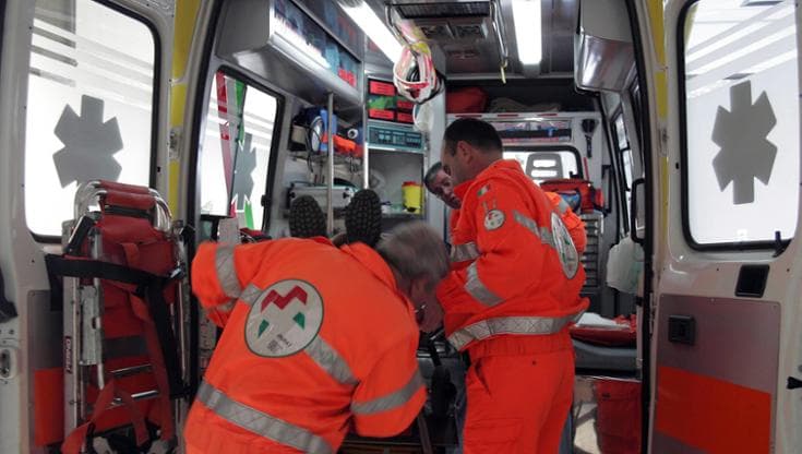 Immagine del post 16340 - Bari Bambina di 5 anni muore in strada colta da malore: da giorni aveva mal di testa. Ipotesi meningite - Bari