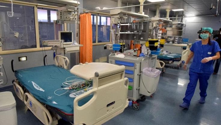 In coma irreversibile da due anni: indagati otto medici. Tre interventi dopo il parto alla Mater Dei - Bari