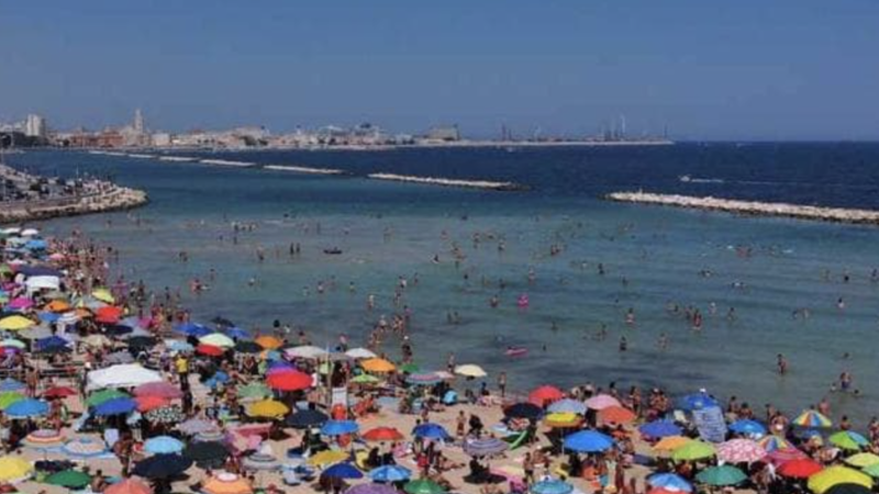 Immagine del post 8803 - Bari In Puglia arrivano i giorni dell’afa: nei prossimi giorni temperature fino a 38 gradi e umidità - Bari