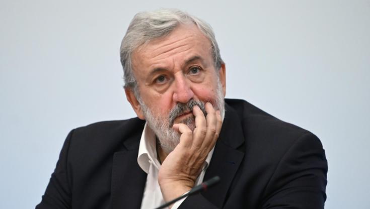 Immagine del post 9959 - Bari Emiliano nomina se stesso nel consiglio di indirizzo del Petruzzelli: l’Anac apre un’istruttoria - Bari