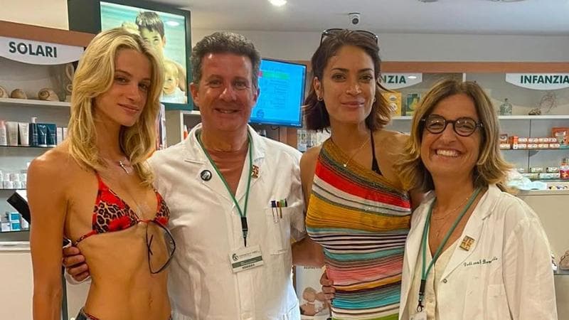 Elodie a sorpresa a Torre Canne con Franceska: lo scatto in farmacia. “Grazie per averci scelto” - Bari