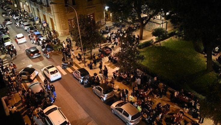 Immagine del post 10967 - Bari “Dacci i soldi o non rientri a casa”: a Bari baby gang davanti ai portoni nell’Umbertino - Bari