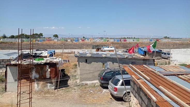 Foggia, nel bagagliaio della sua auto il corpo del bracciante scomparso dal ghetto a Borgo Mezzanone - Bari