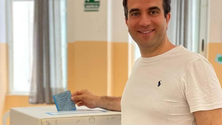 Immagine del post 12993 - Bari Gugliotti, l’uomo di Salvini al porto di Taranto, indagato per dossier anonimi: “Firmava Malandrino” - Bari