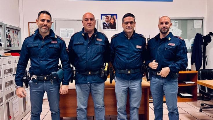 Immagine del post 26408 - Bari Con un messaggio alla fidanzata annuncia il suicidio e sparisce: agenti lo localizzano e lo salvano - Bari