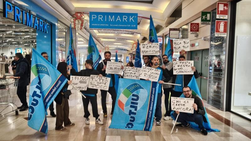 Immagine del post 15276 - Bari “Pause per andare in bagno o bere cronometrate”, a Bari scioperano i lavoratori di Primark - Bari