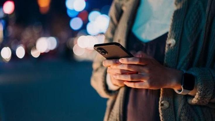 Bimba vittima di abusi sessuali: due arresti. La madre gestiva chat con foto e video delle violenze - Bari