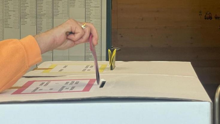 Immagine del post 7600 - Bari Elezioni in Puglia, 10 Comuni eleggono il nuovo sindaco. A Taranto sei candidati e coalizioni divise - Bari