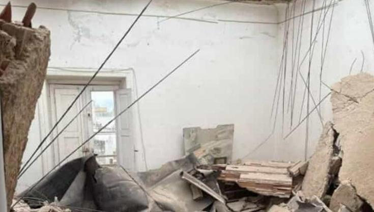Immagine del post 7624 - Bari Taranto, crolla solaio di una casa: un anziano di 78 anni sente gli scricchiolii e fugge - Bari