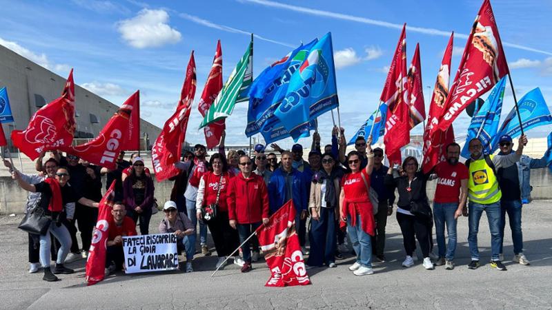 Immagine del post 7597 - Bari Sciopero alla Lidl, anche in Puglia i dipendenti protestano: troppi part-time e no bonus aziendali - Bari