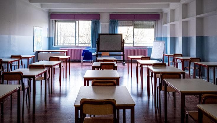 Immagine del post 22037 - Bari Bocche chiuse con lo scotch e corde per legare gli alunni: condannata a 4 anni maestra di Taranto - Bari