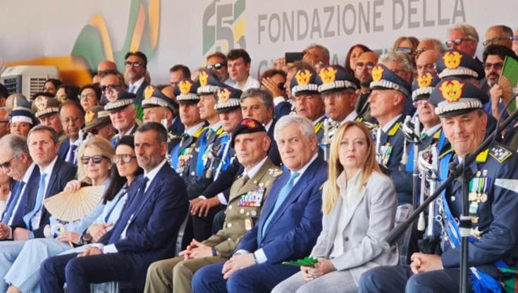 Immagine del post 22032 - Bari “In Puglia organico potenziato”, l’annuncio alla festa della Finanza a Foggia con la premier Meloni - Bari