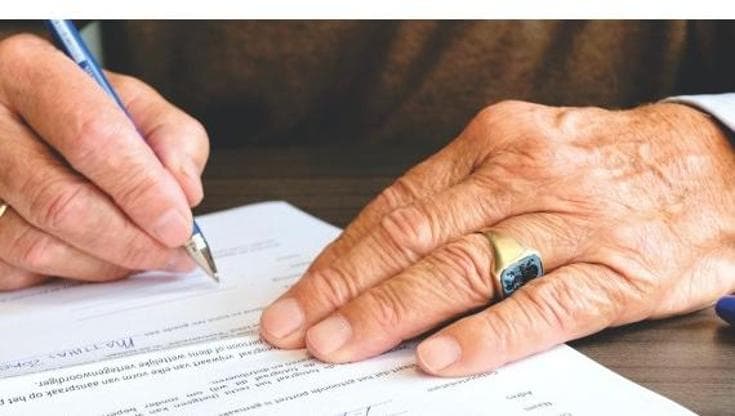 Immagine del post 22022 - Bari A 35 anni dalla morta spunta un testamento segreto, i parenti devono restituire l’eredità milionaria - Bari