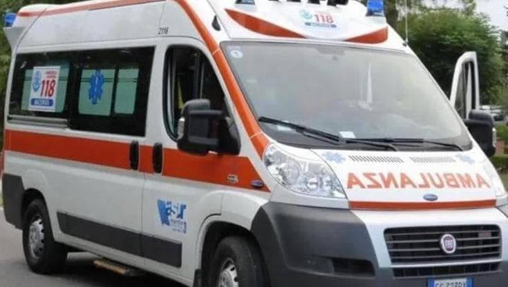 Eccessi di velocità e Ztl violata per consegnare vaccini: per 4 mezzi Asl è fermo amministrativo - Bari