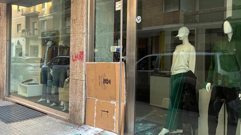 Immagine del post 13064 - Bari Lecce, torna in azione la banda delle spaccate: svaligiato negozio nella centralissima via Trinchese - Bari