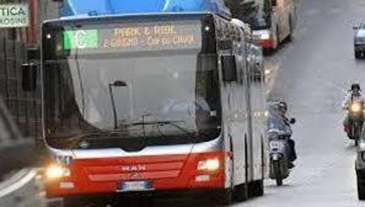 Immagine del post 15315 - Bari Bari, come spostarsi in centro il 24 e a Natale evitando stress : "Usate navette e park&ride" - Bari