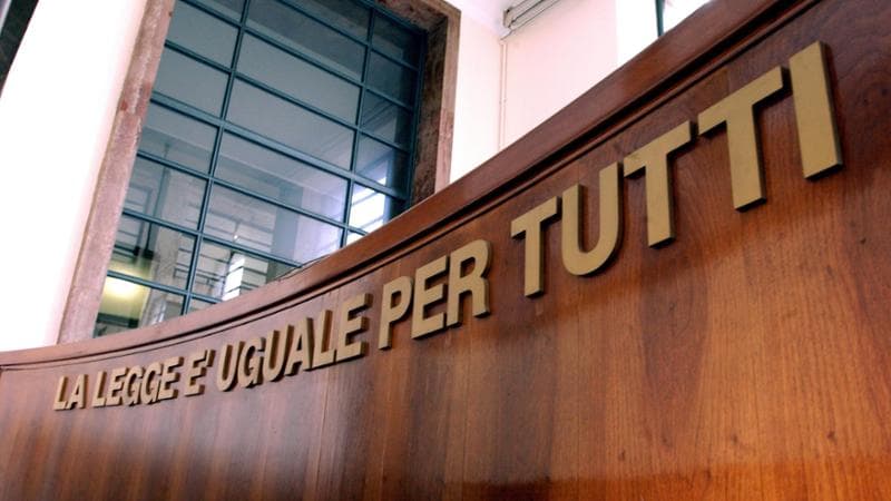 “Non so dove dormire”: denuncia l’ex marito ma viveva in una villa e con i soldi di un b&b abusivo - Bari