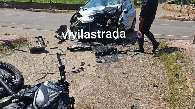 Immagine del post 6454 - Bari Scontro con un’auto, motociclista di 20 anni è morto sulla Castellana-Alberobello - Bari