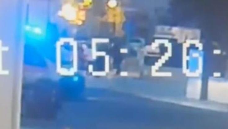 Immagine del post 20900 - Bari Omicidio Bakari Sako, un’ambulanza passò durante l’aggressione ma non si fermò. Il video in procura - Bari