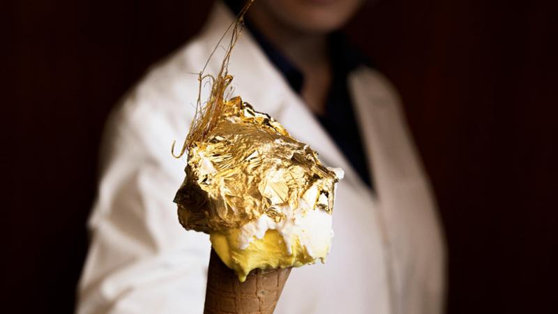 Immagine del post 10049 - Bari Il gelato più costoso d’Italia? È da Mokambo, a Ruvo: fino a 70 euro il cono “Scettro del re” - Bari
