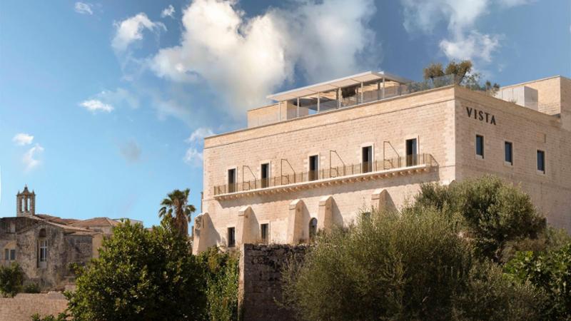 Immagine del post 10039 - Bari Ostuni, l’ex convento diventa un hotel cinque stelle: il brand di lusso Vista debutta in Puglia - Bari