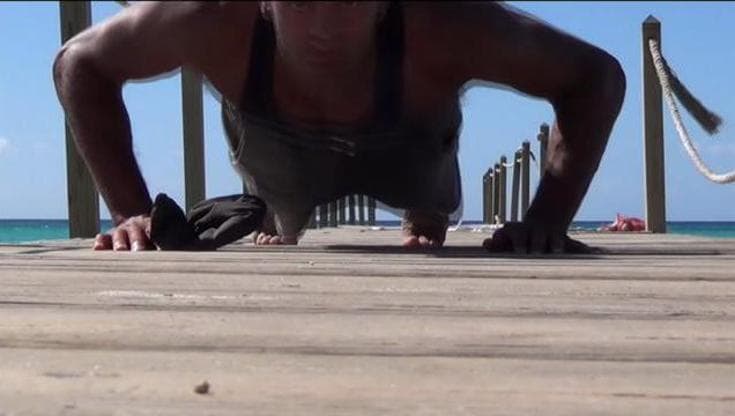 Immagine del post 23248 - Bari A 20 anni prepara test fisico per entrare in Marina, ma il personal trainer la molesta: arrestato - Bari