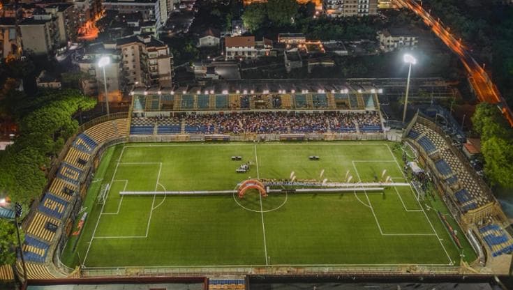Immagine del post 13116 - Bari Juve Stabia sotto amministrazione giudiziaria: per il Bari salta la trasferta del 29 ottobre - Bari