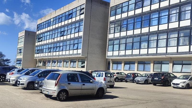 Immagine del post 13086 - Bari Lecce, all’ospedale Vito Fazzi escalation di furti d’auto: almeno dieci in due mesi. “Più controlli” - Bari