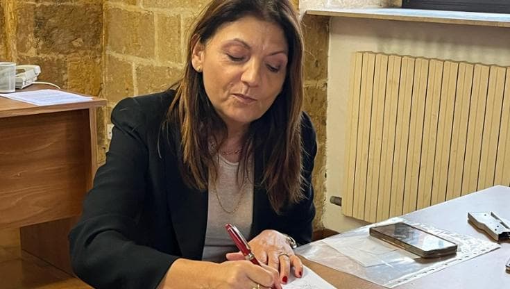 Immagine del post 14251 - Bari Puglia, in consiglio regionale più donne: 12 elette. Elisabetta Vaccarella la più votata - Bari