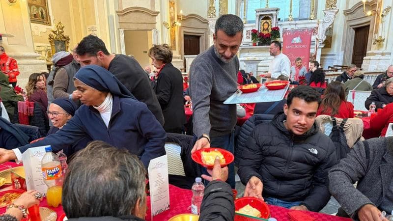 Immagine del post 15342 - Bari Il pranzo con i più fragili, un centinaio le famiglie accolte dalla comunità di Sant’Egidio - Bari