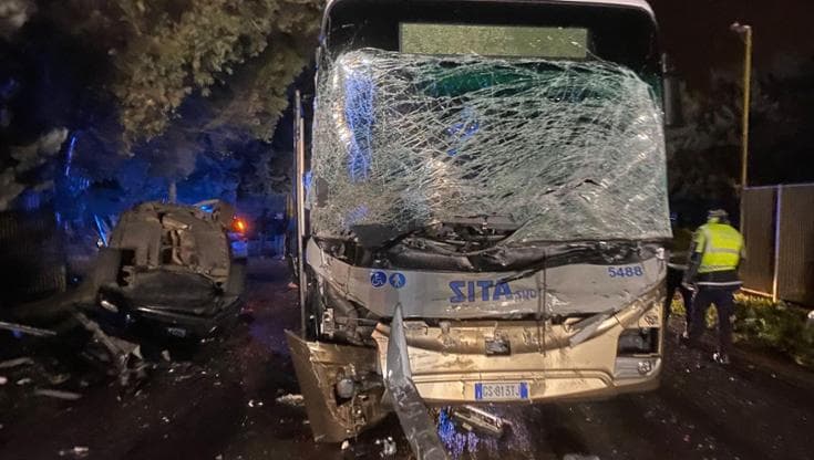 Immagine del post 16445 - Bari Tragedia stradale di Acquaviva, è morto anche il terzo ragazzo Jonathan Mastrovito - Bari