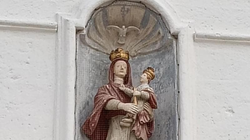 Immagine del post 4672 - Bari Riparata statua di Gesù alla basilica della Madonna del Pozzo di Capurso: "Un ragazzo si è scusato" - Bari
